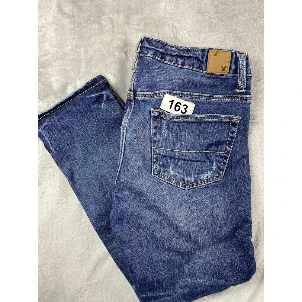 American Eagle Women's‎ Jeans Sz 2   Stretch Slouchy Med Wash Distressed